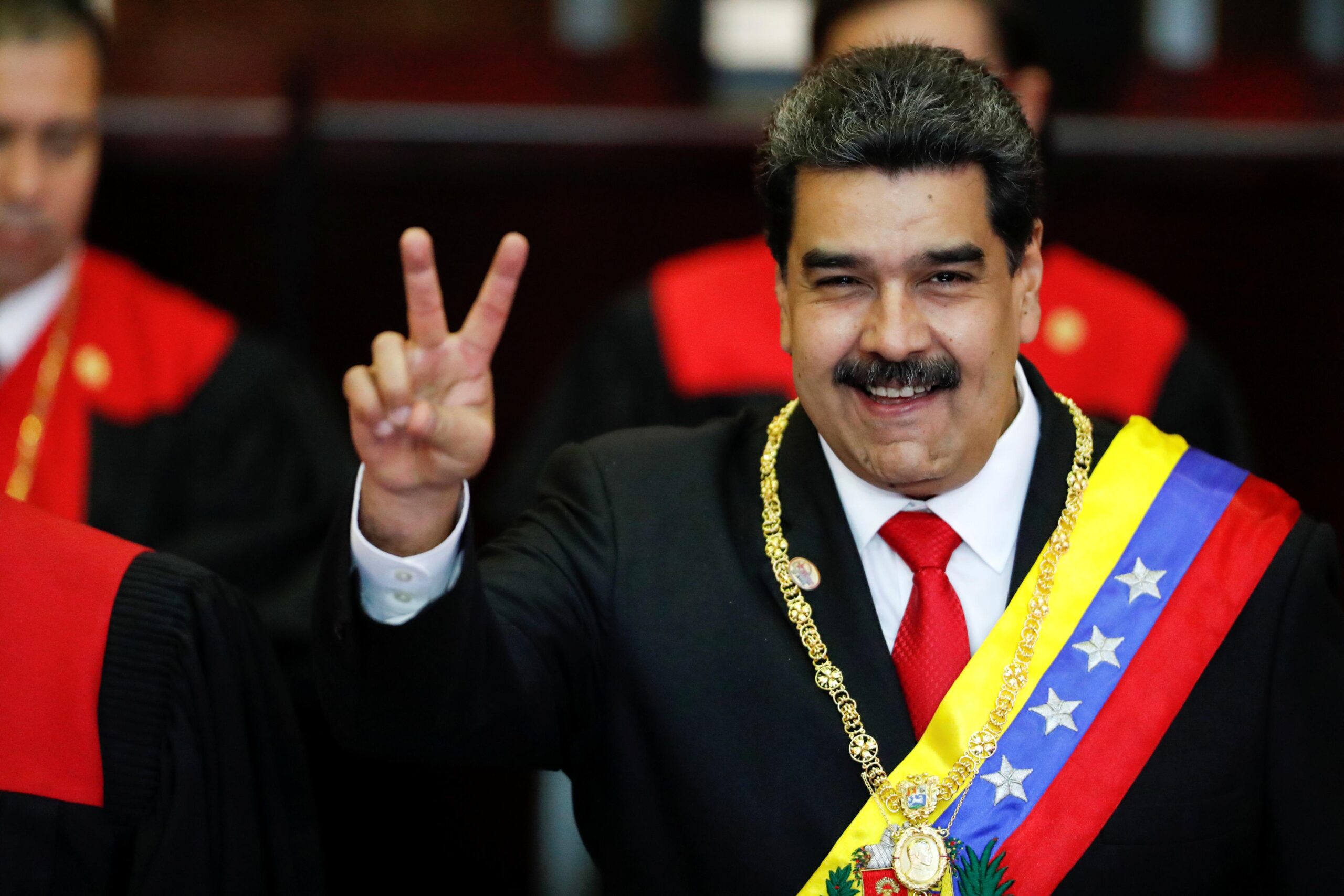 Maduro calificó de «imbécil» la decisión de Argentina de renunciar a los BRICS