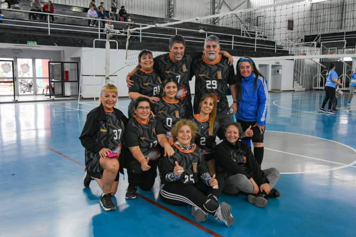 «Los Intocables» el equipo de Newcom comodorense que competirá en un Sudamericano