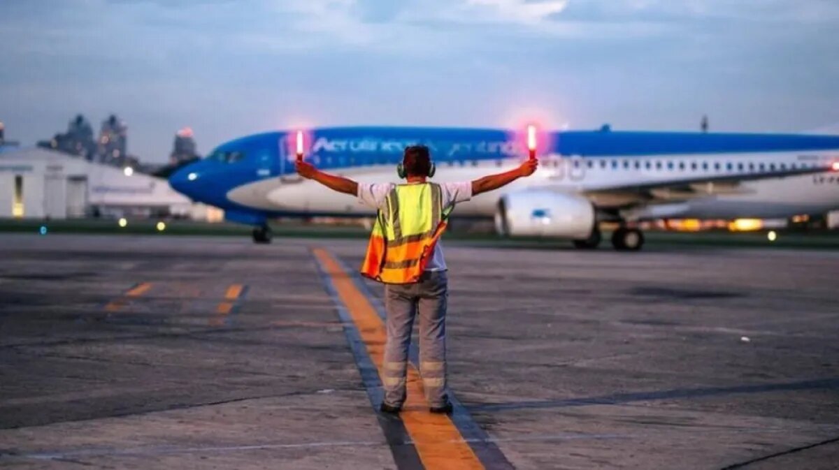 Aeronáuticos Anuncian Paro de 24 Horas para este Viernes