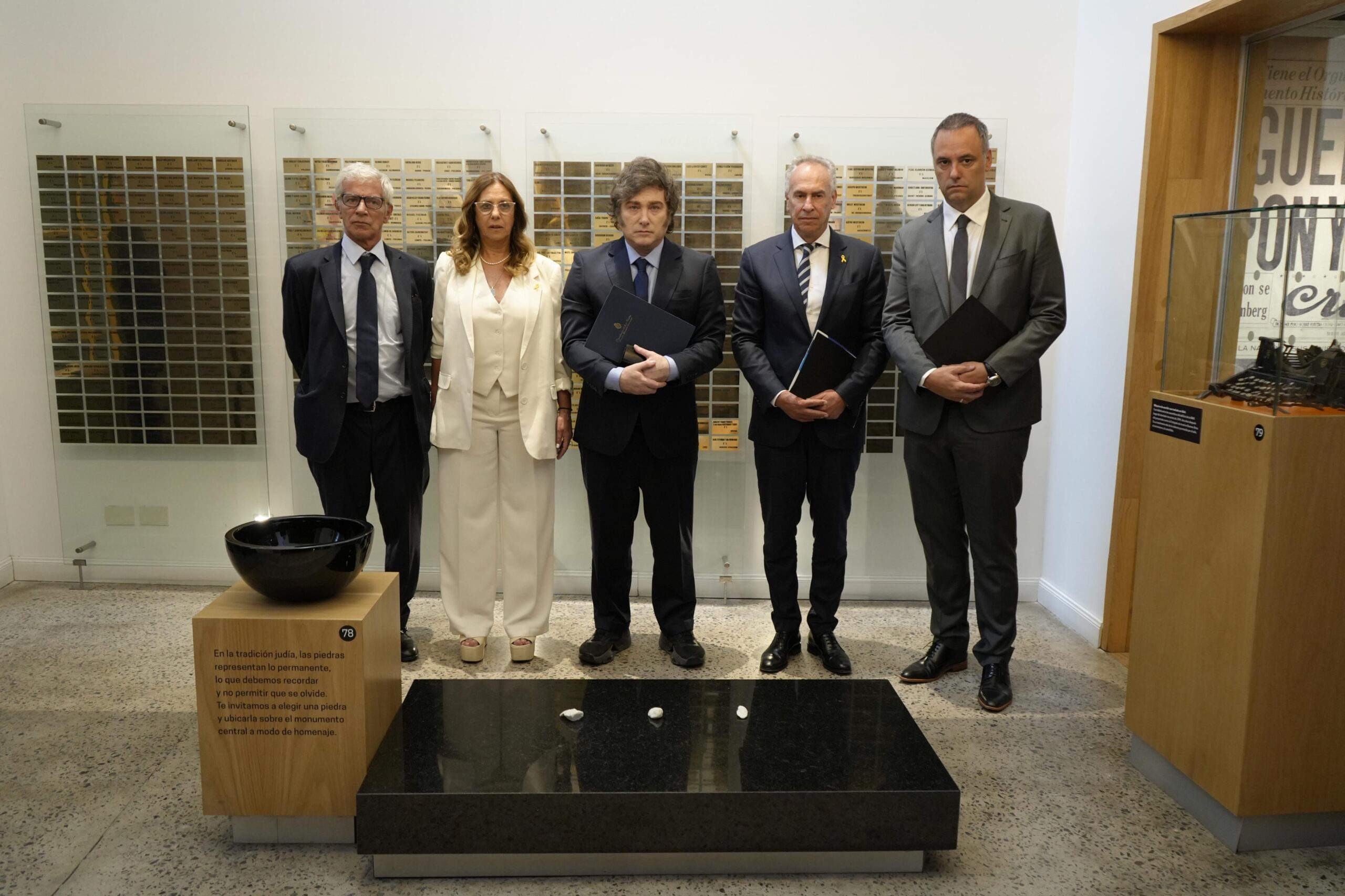 Milei en el acto por el Día Internacional del Holocausto: “Las falsas acusaciones de nazi vienen de los mismos que defienden a los terroristas de Hamas”