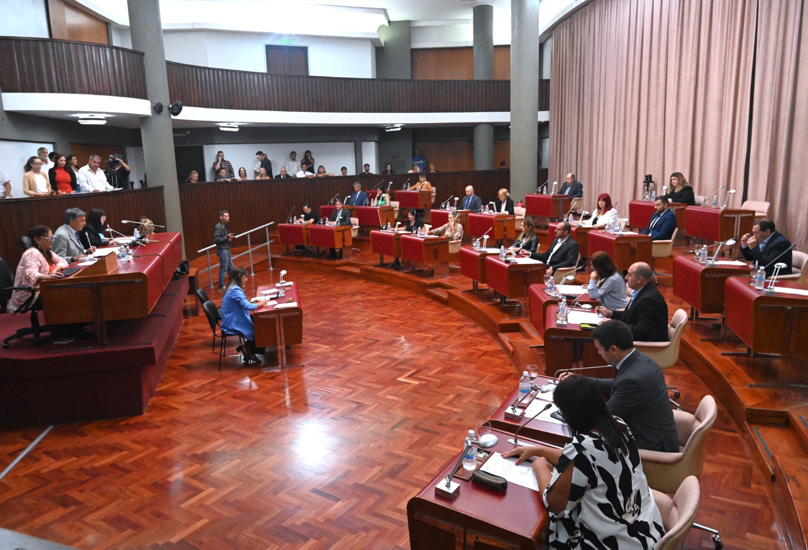 Seguí la sesión de la Legislatura en vivo