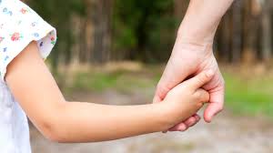 Convocatoria para familias dispuestas a brindar cuidado y contención a un adolescente de 14 años