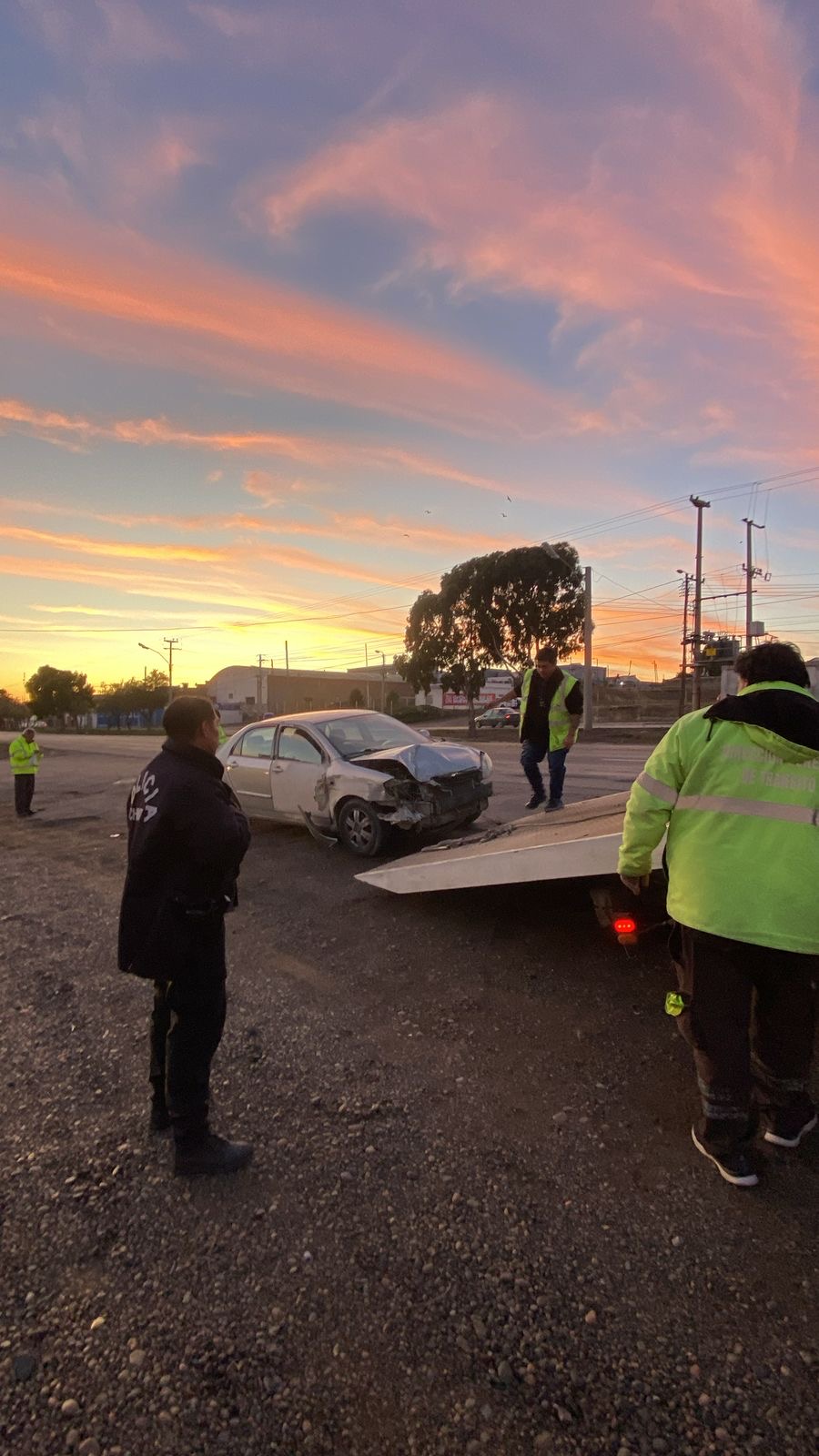 un conductor ebrio chocó contra otro vehículo