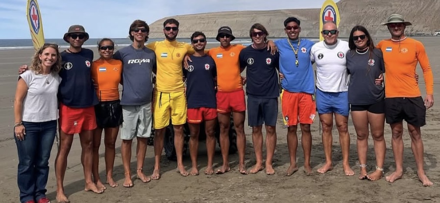 Rada Tilly cerró la temporada de verano con un reconocimiento a sus guardavidas