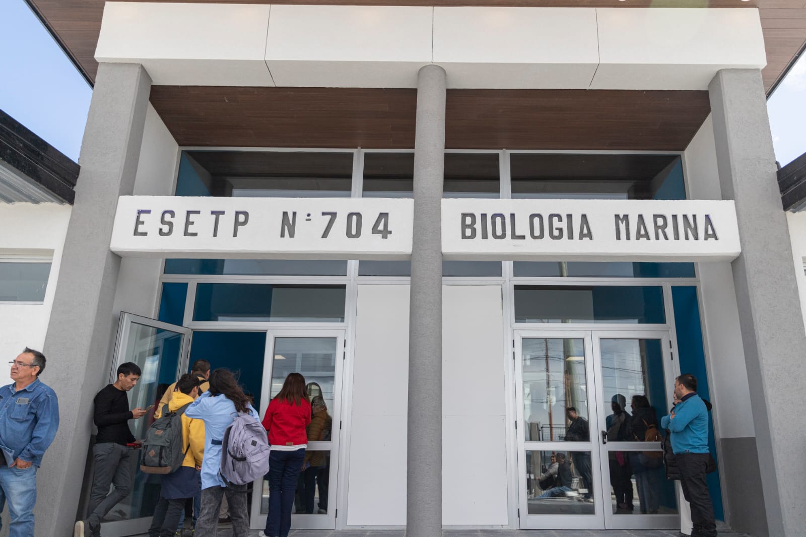 Reapertura de Biología Marina
