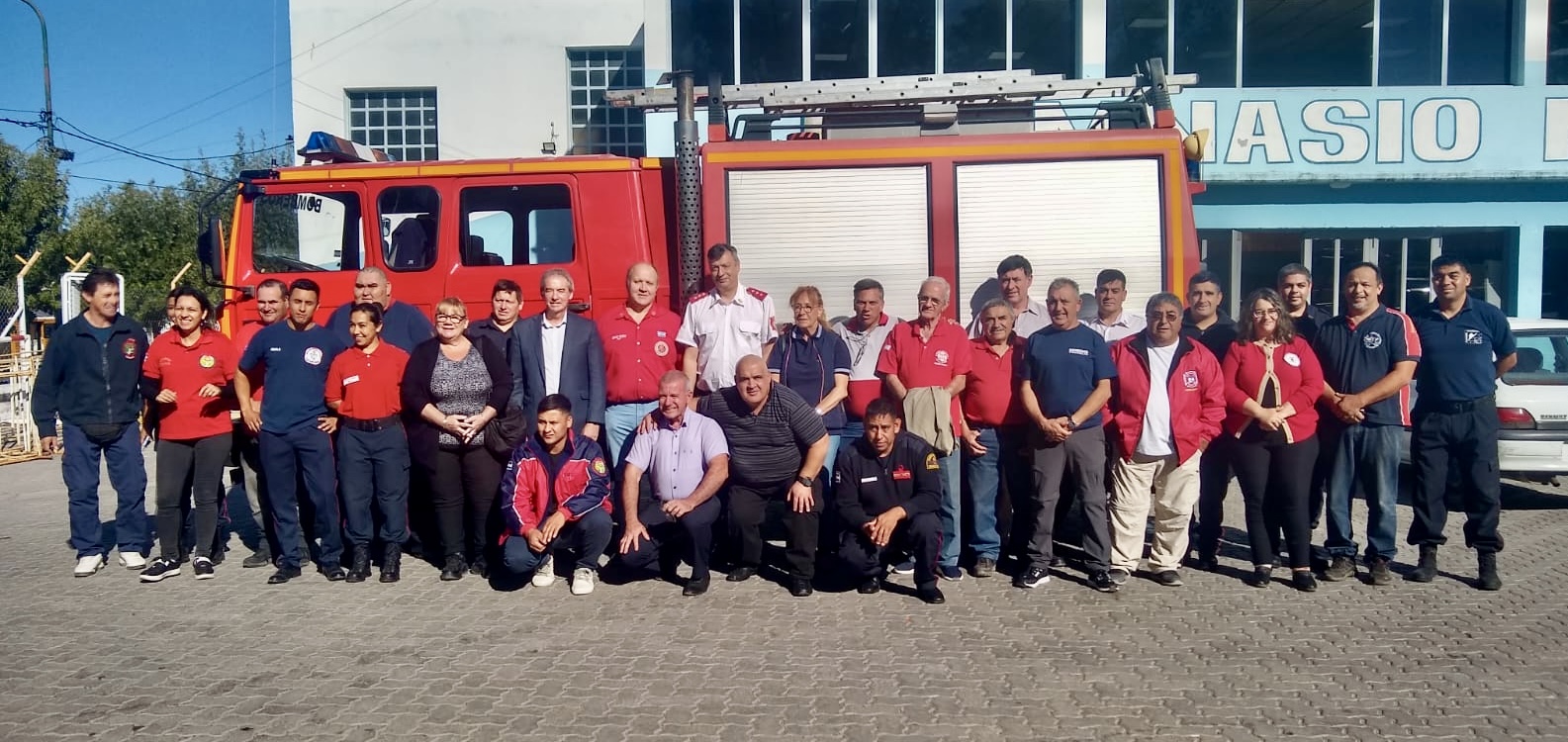PAE entregó equipamiento a la Federación de Bomberos de Chubut