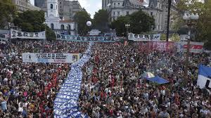 Enorme marcha en Buenos Aires para reafirmar la memoria y el Nunca más