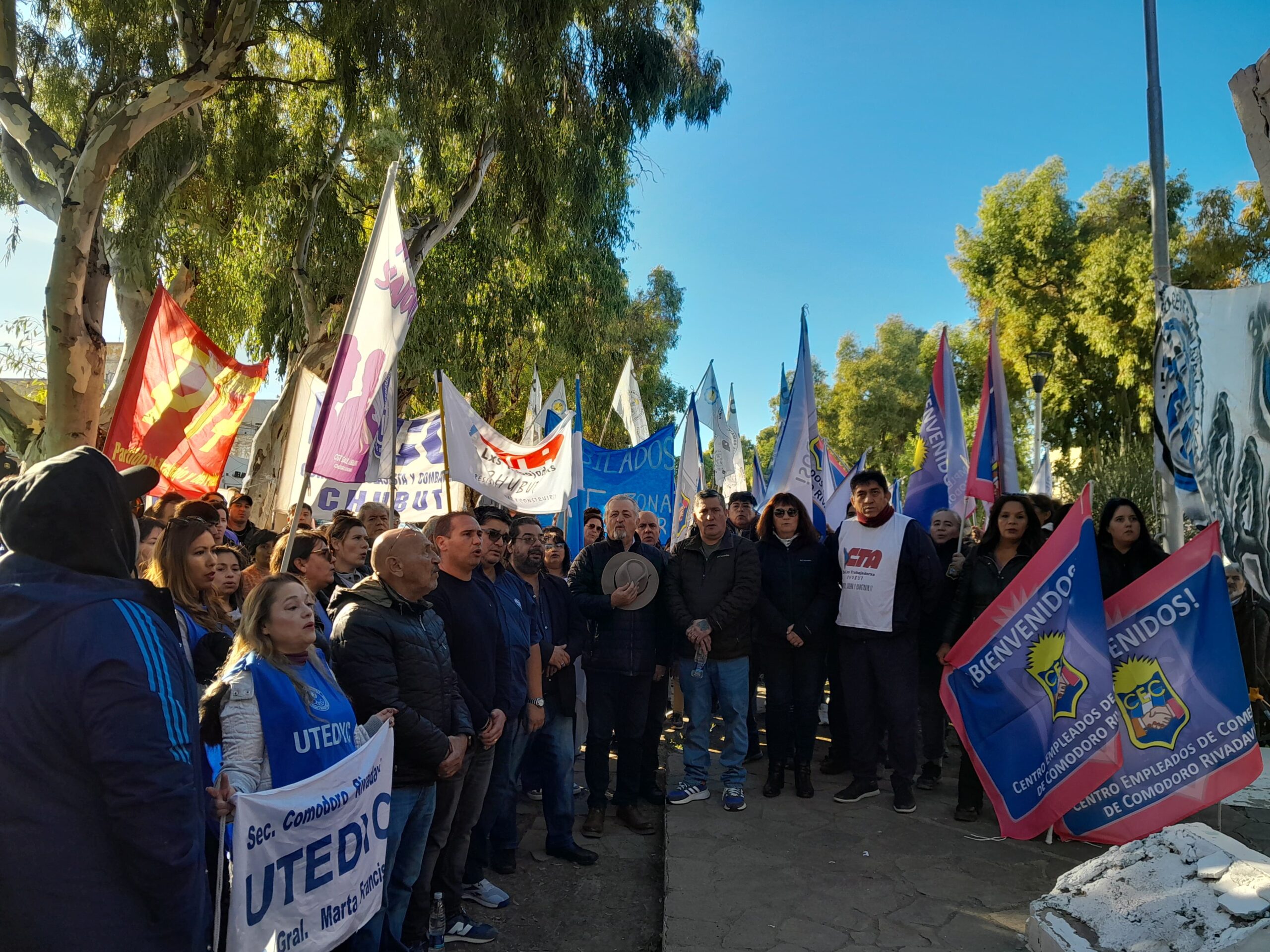 Comodoro repudió la política económica de Milei