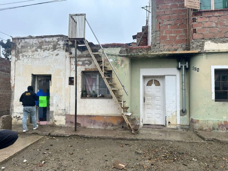 Allanamiento en Comodoro Rivadavia por un caso de robo agravado