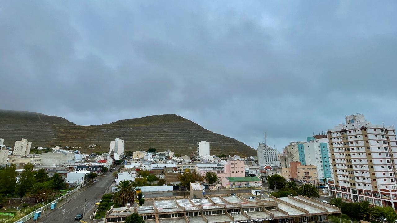 Lloviznas por la mañana y mejoras hacia la tarde: el tiempo en Comodoro Rivadavia este domingo