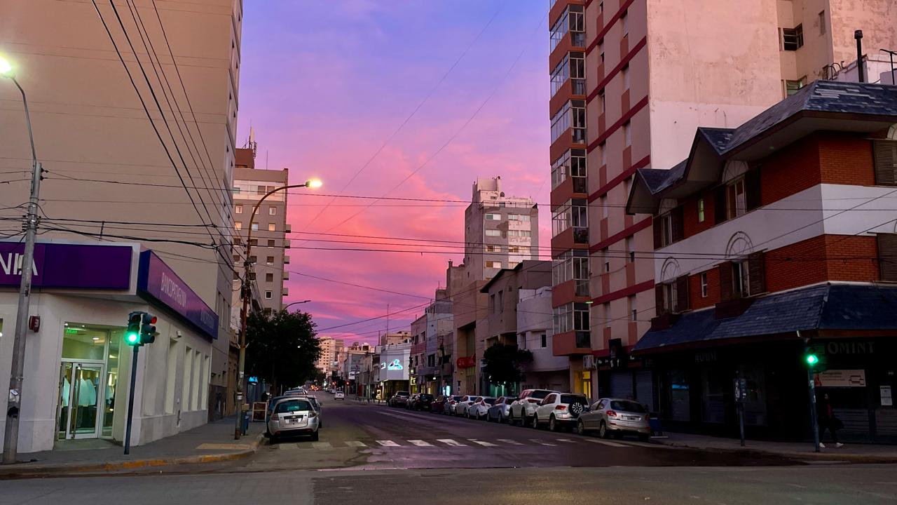 Comodoro amanece fresco y mayormente nublado