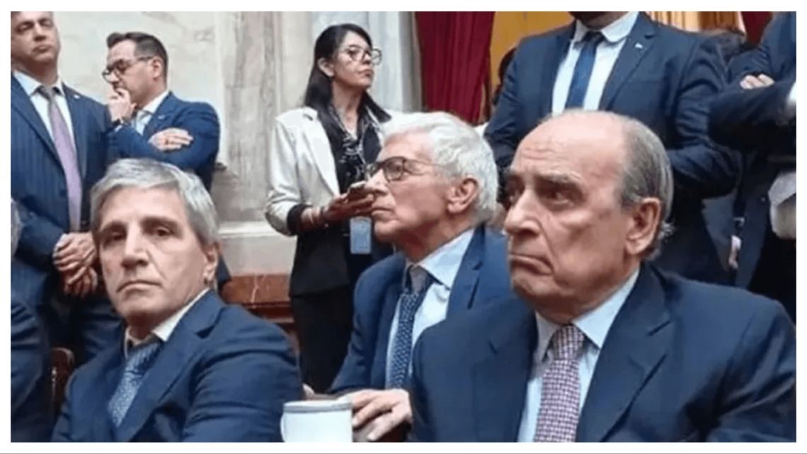 Interpelaciones postergadas, medio gabinete a Roma, Roberto Navarro y los ovarios de Yuyito