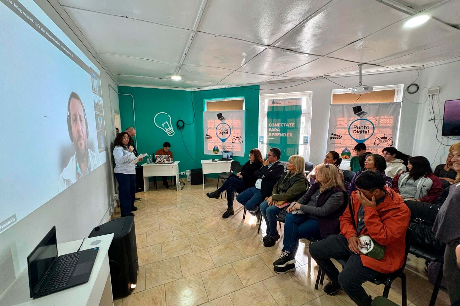 El Programa de Cultura Digital y Alfabetización Mediática visitó Alto Río Senguer