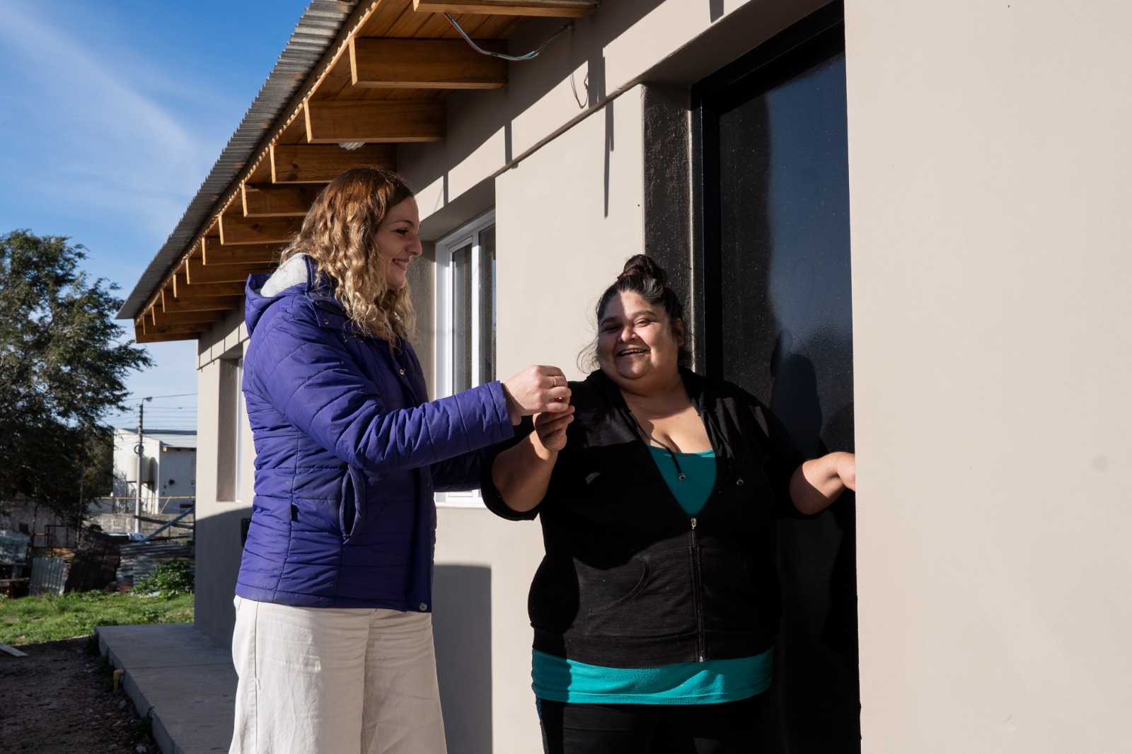 El Municipio entregó vivienda social a familia del barrio Restinga Alí