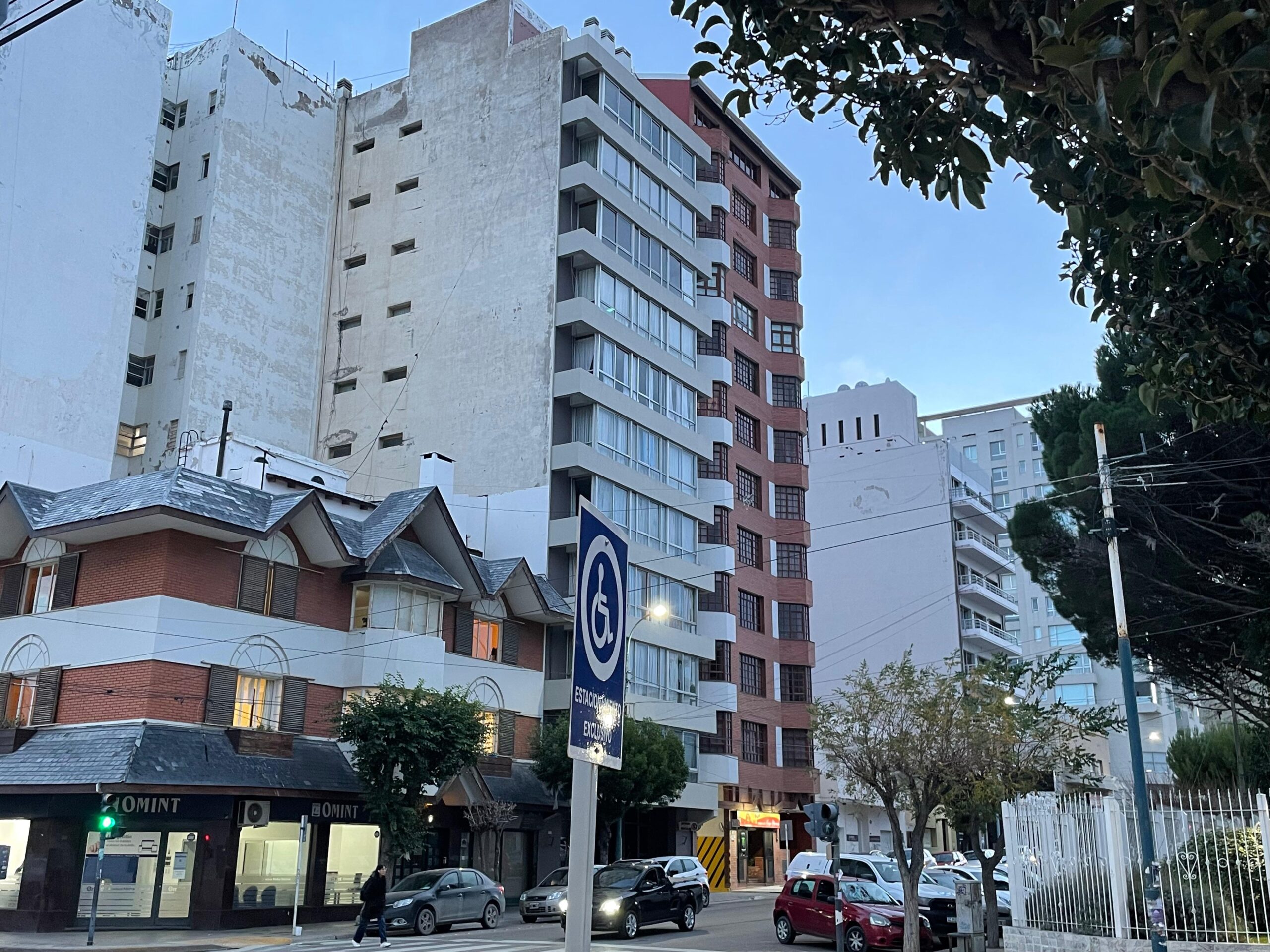 Viernes fresco y ventoso en Comodoro