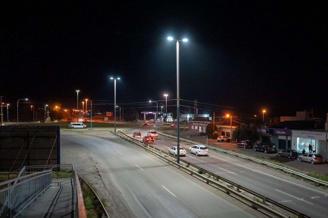 Mayor seguridad lumínica en Ruta 3: la SCPL concretó el recambio de luminarias LED