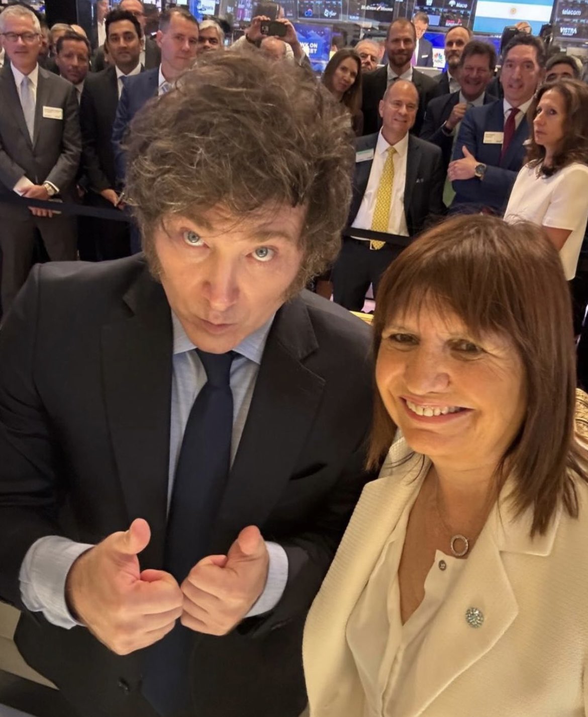 Multitudinario apoyo a CFK, Milei en Israel y Bullrich sin protocolo