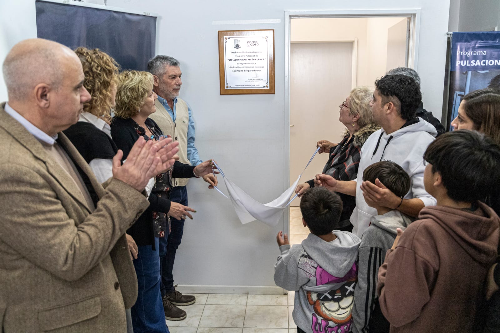 El Municipio homenajeó a Fabián Cuenca instaurando su nombre al servicio de electrocardiogramas del área de Salud