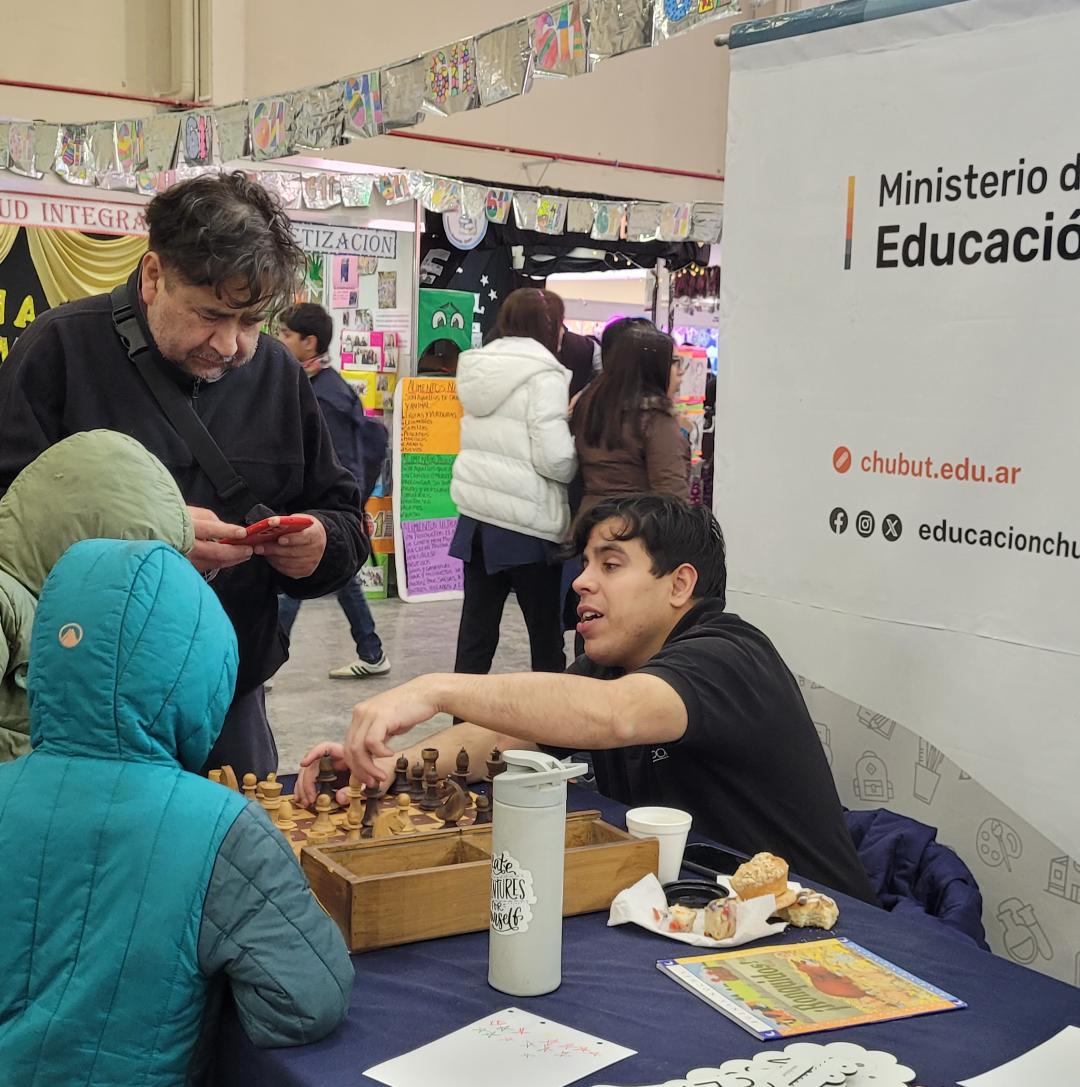 Provincia participó de la EduCO 2025 en Comodoro Rivadavia
