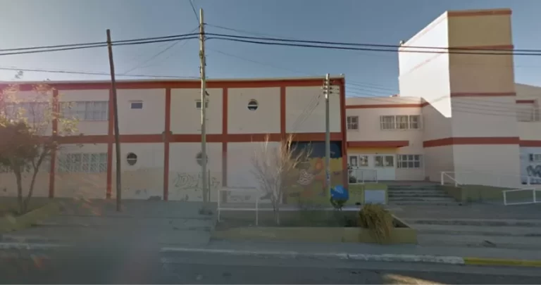 Escuela 745: padres denuncian miedo, silencio institucional y cuatro alertas sin respuesta