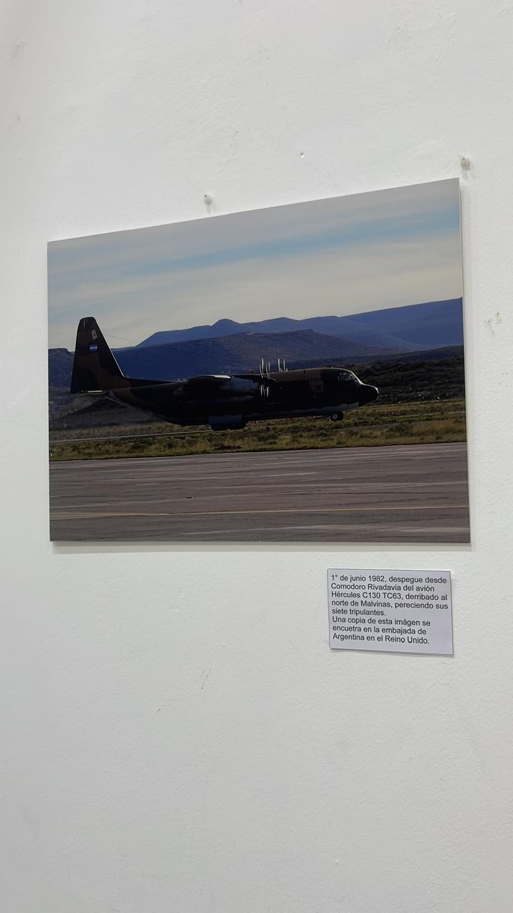 “Soberanía desde el cielo”: muestra fotográfica que refleja una mirada humanitaria de Malvinas