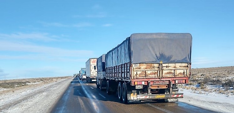 Precaución en la Ruta 3: Vialidad Nacional refuerza operativos por hielo entre Trelew y Comodoro Rivadavia