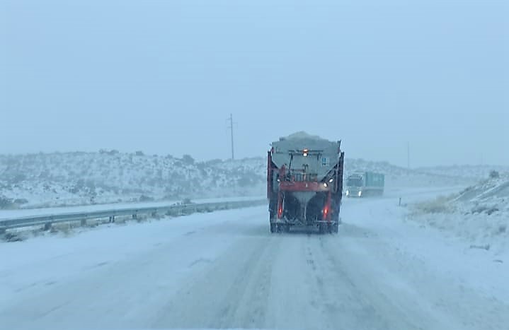 Piden circular con extrema precaución en la Ruta 3 entre Trelew y Garayalde por nieve y escarcha