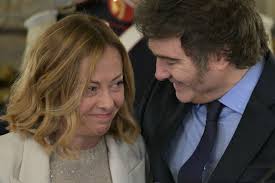 Argentina e Italia sellan acuerdo estratégico para exportar GNL al mundo