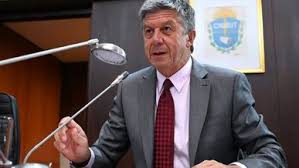 Menna sobre la eliminación de fueros en Chubut: «La sociedad repudia los privilegios y el intento de suspender el plebiscito es grave y escandaloso»