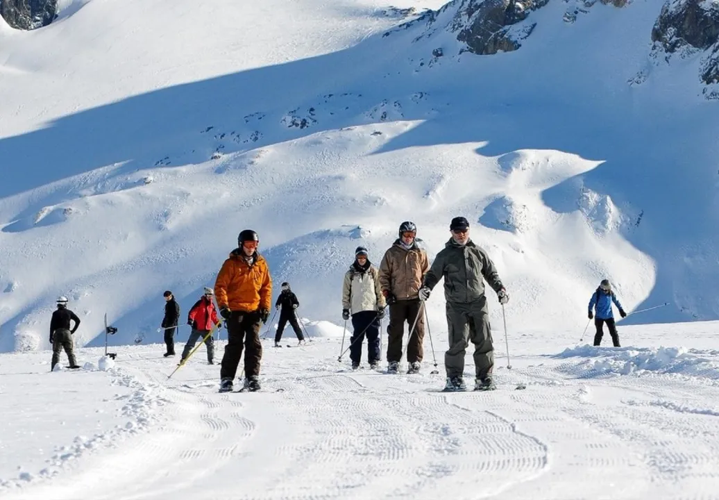 Turismo: El Cerro Perito Moreno abrió la temporada con nieve, promociones y una gran convocatoria