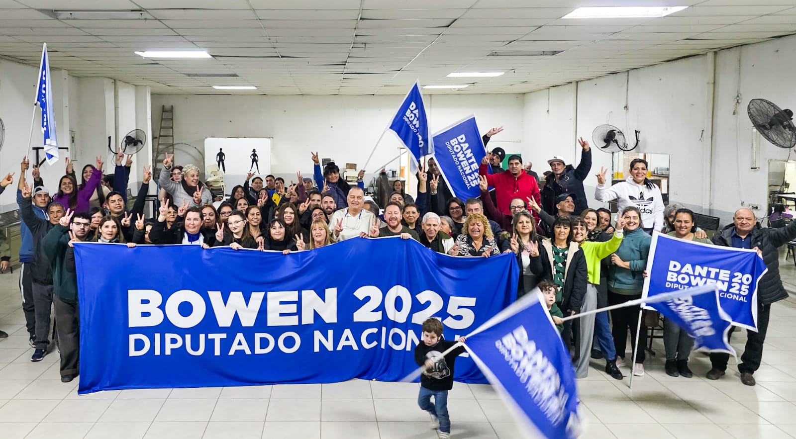 Bowen con afiliados de Rawson