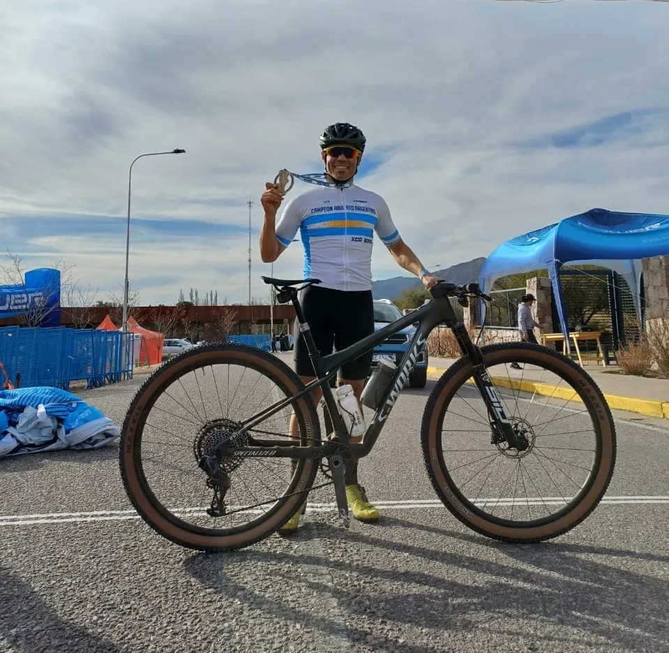 Martín Bravo se consagró campeón del Abierto Argentino de Mountain Bike y ya piensa en el Sudamericano y el Mundial 2026