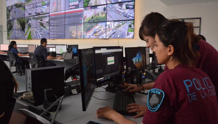 Bullrich presenta la expansión del Anillo Digital para combatir el robo de autos
