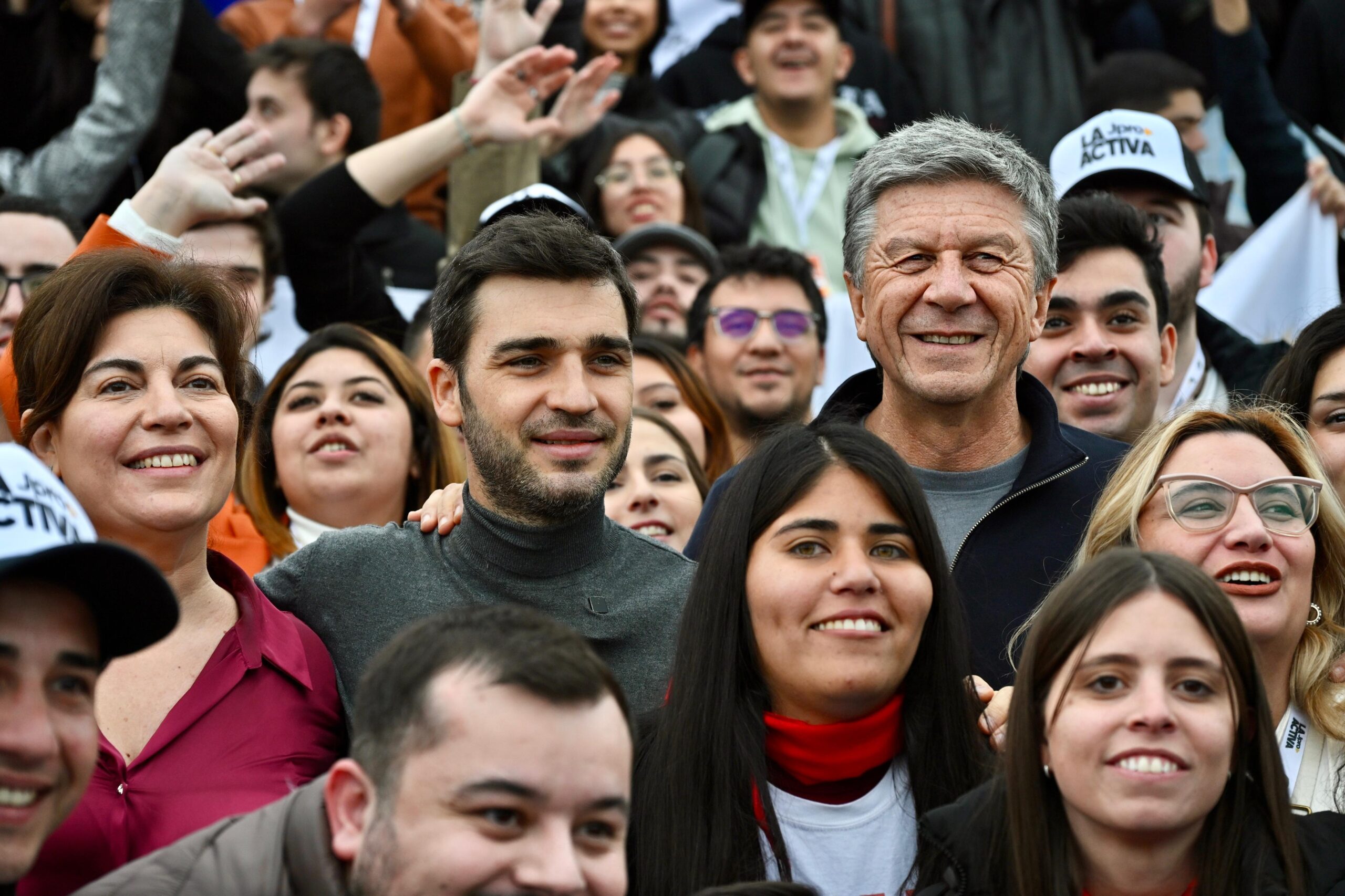 Torres encabezó un encuentro con jóvenes de Despierta Chubut