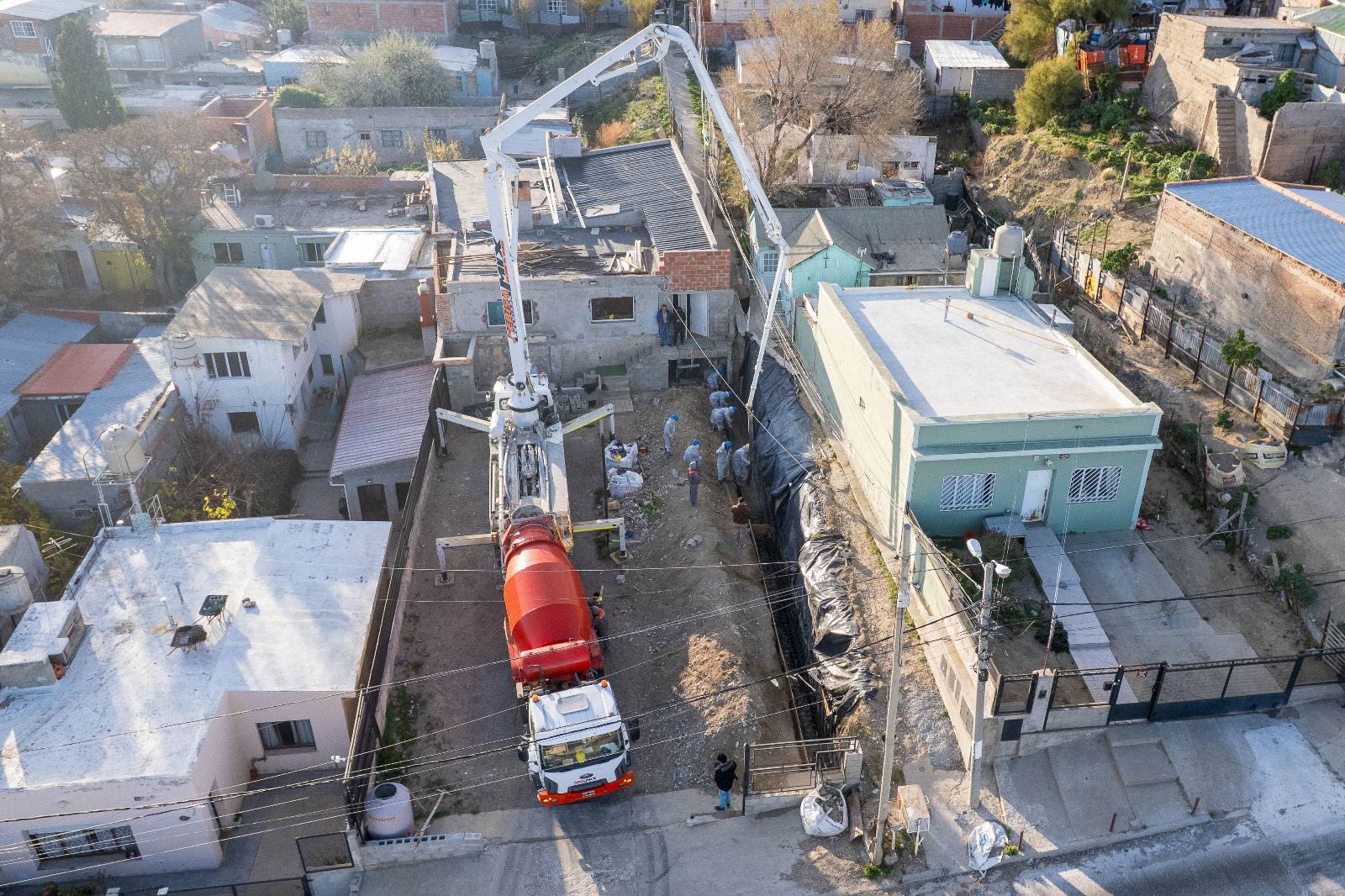 Sin fondos nacionales, el Municipio ejecuta obras que beneficiarán a miles de familias