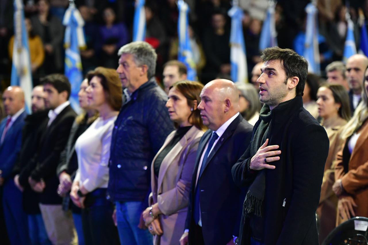 Torres en el 160° aniversario de Puerto Madryn: “Con una mirada federal, vamos a seguir exigiendo lo que le corresponde a Chubut”