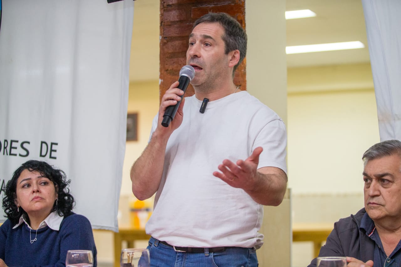 Luque recibió el apoyo de Puerto Madryn en un STIA colmado: “Veo mucha desilusión en la provincia y eso nos empuja a luchar”