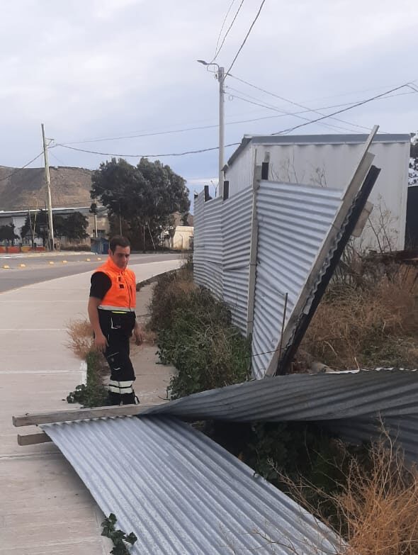 Fuertes vientos en Comodoro: ráfagas de casi 100 km/h y operativos preventivos en la ciudad