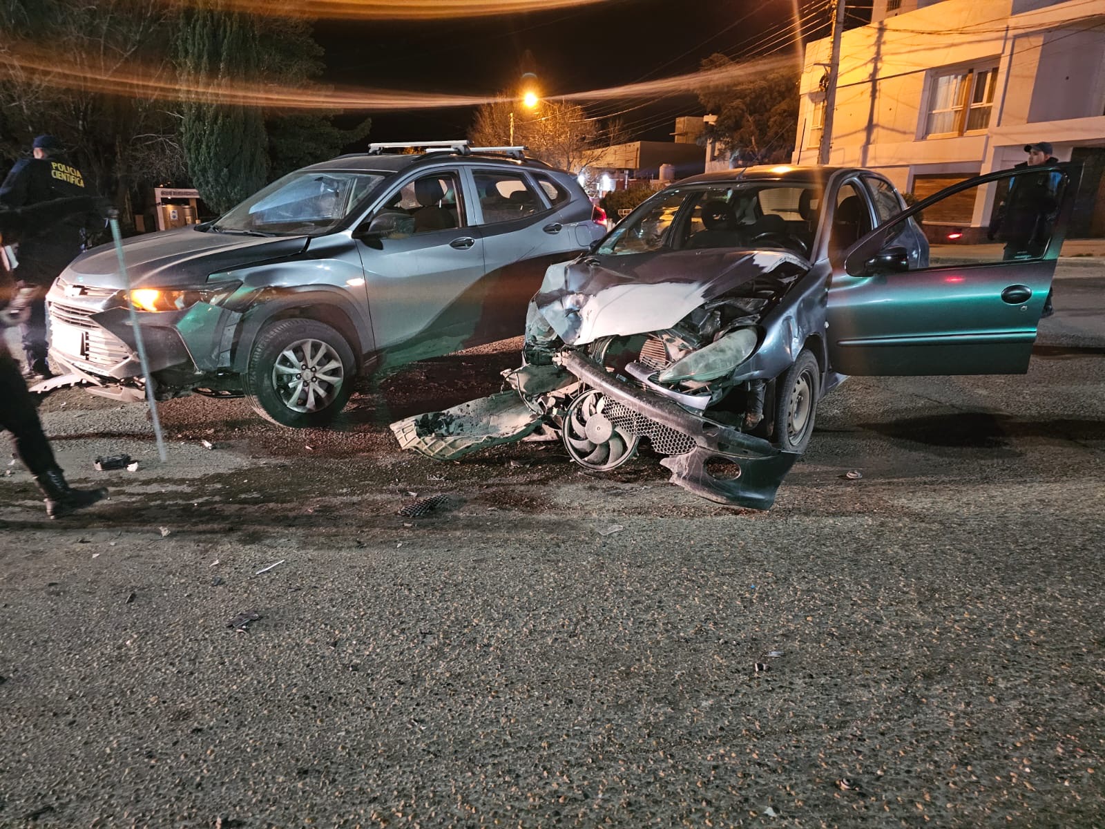 Impactante accidente en zona norte de Comodoro: un conductor fue hospitalizado