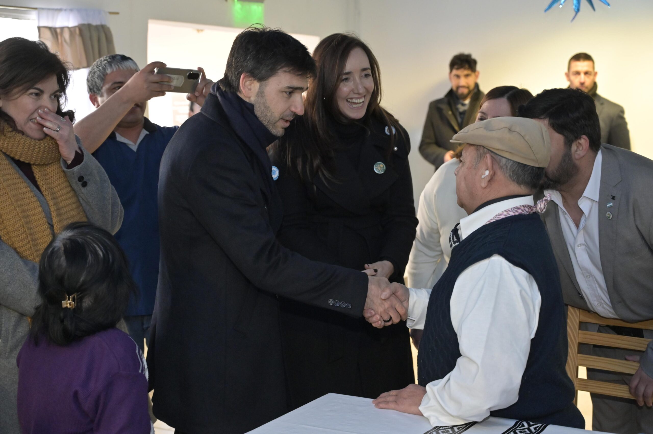 Torres y Villarruel encabezaron el acto por el 90° Aniversario de Río Mayo