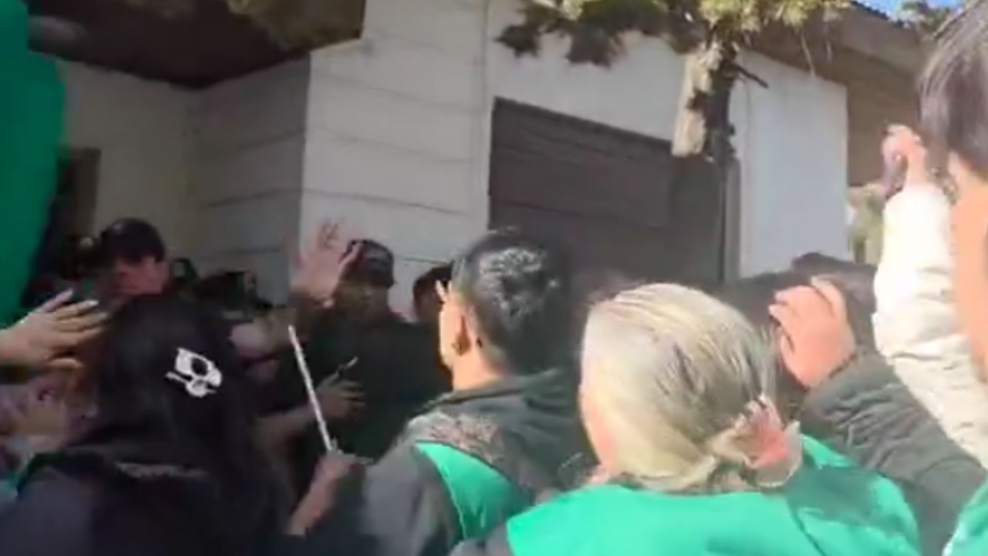 Denuncia penal por agresión a policías durante protesta de ATE en Comodoro Rivadavia