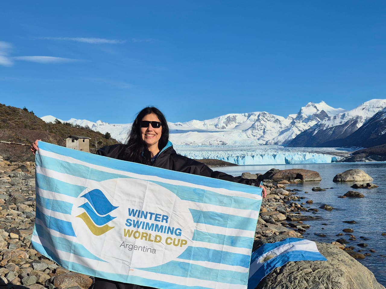 El Calafate vivió la tercera jornada de la Winter Swimming World Cup 2025 en el Canal de los Témpanos