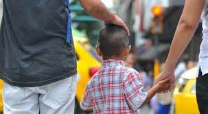 Buscan una familia para dos hermanitos de 4 y 12 años en Chubut