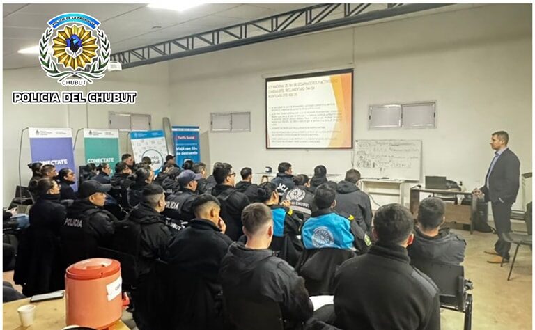 La Policía del Chubut abrió inscripciones para Auxiliar en Seguridad Pública 2026