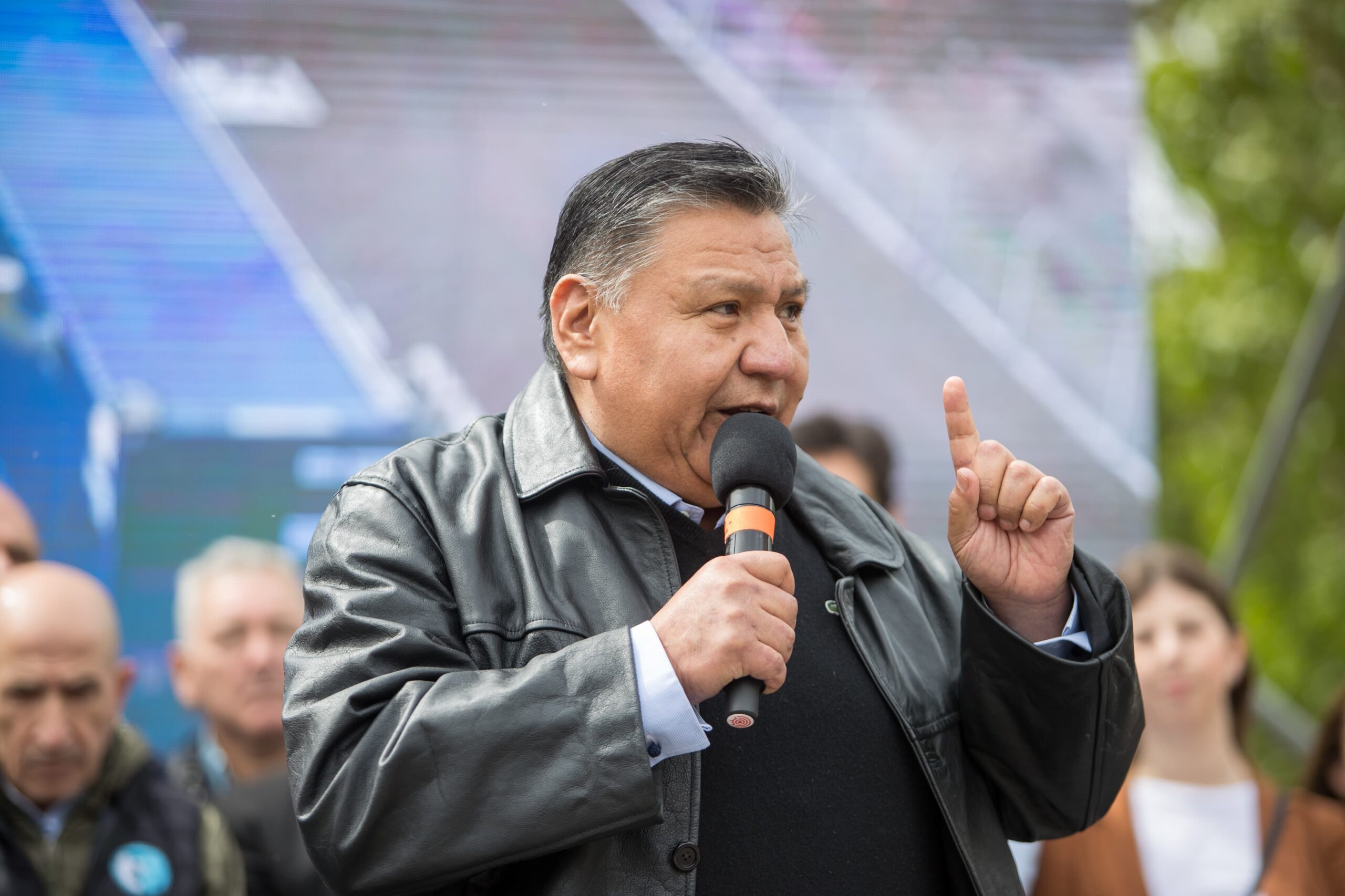 Petroleros paraliza los Yacimientos de PeCom: “Es catastrófico lo que están haciendo con la Cuenca”