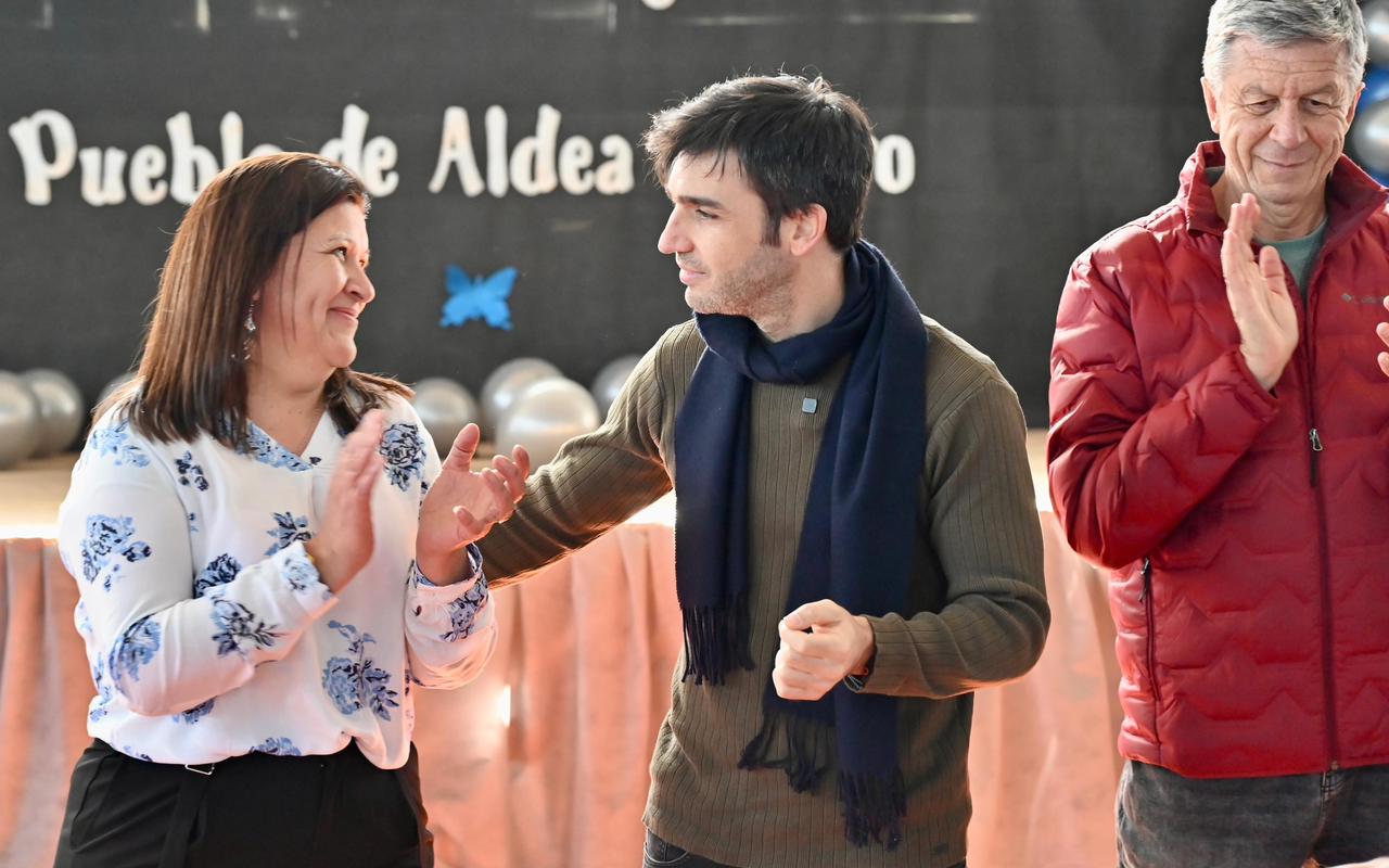 Aniversario de Aldea Beleiro: Torres firmó acuerdos para viviendas e inauguró el primer cajero automático de la localidad