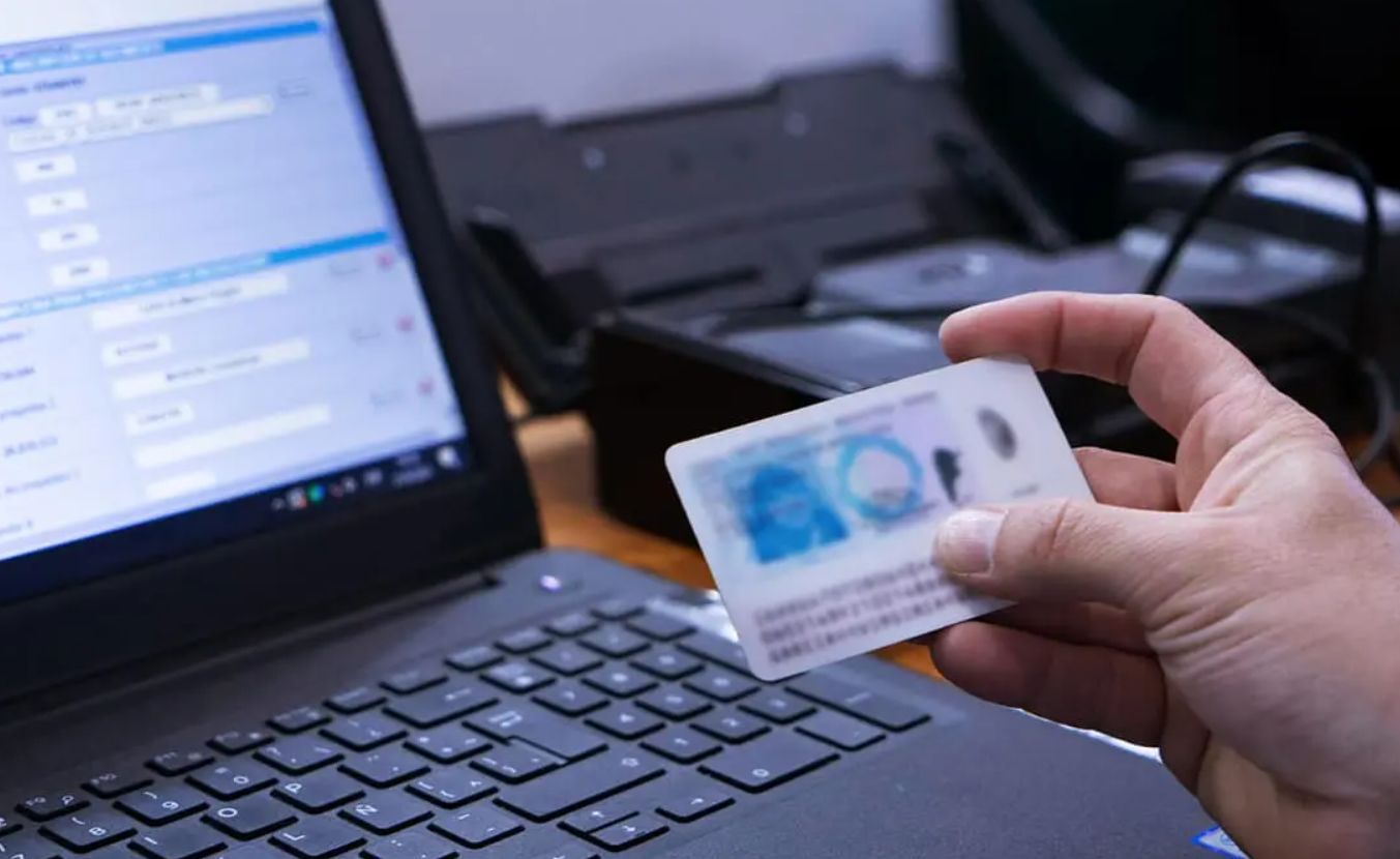 Trámites de DNI y Pasaporte: nuevo operativo del Registro Civil Móvil en Comodoro Rivadavia
