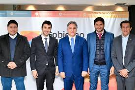  Seis gobernadores  esperan revertir veto de Milei a ley que repartía impuestos