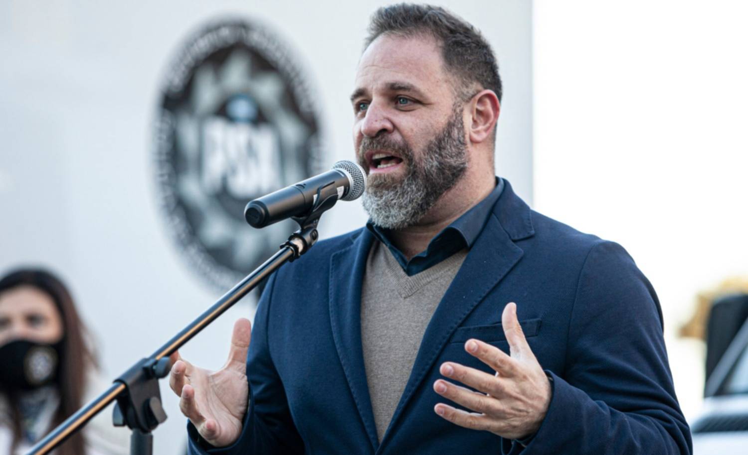 Glinski: “Si el crédito con Estados Unidos lo está pidiendo Milei, que lo pague él”
