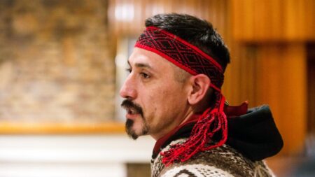 El juez frenó el traslado de Jones Huala y el líder mapuche responde con una nueva huelga de hambre